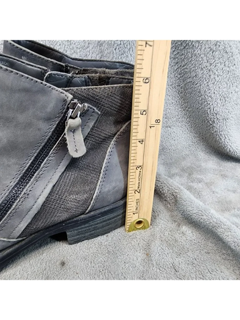 Earth size womens